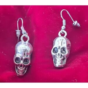 Silver‎ Tone Skull Dangle Earrings Gothic Punk Rocker Biker Drop Jewelry Hook